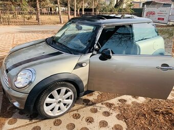 Mini Cooper 1.6 benzin - ZNIZENA CENA - 5