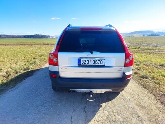 Volvo XC90 2.4 D5 - 5