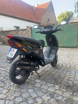 Skutr piaggio nrg mc3 70cc - 5
