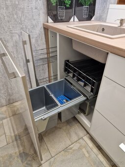 Nová kuchyňská linka vč. spotřebičů za 50% ceny. - 5