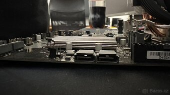 ASUS PRIME B450-PLUS + Ryzen 5 5600X (6C/12T) - 5