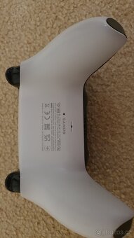 Playstation 5, ovladac dualsense a kabelaz. - 5