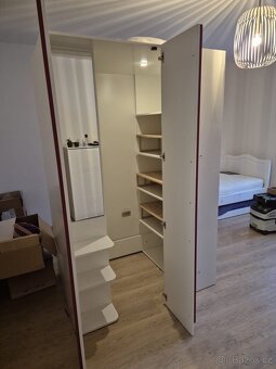 Šatní skříň rohová s boční skříňkou Yeti - 5