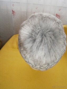 Dámská čepice - 5