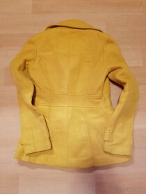 Žlutý krátký flaušový kabátek, vel. S/M - 5