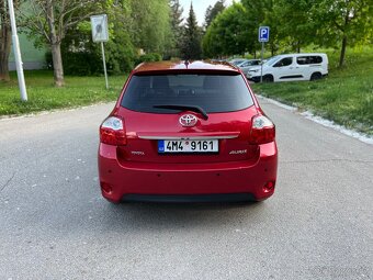 Toyota Auris 1.6 Valvematic - 5
