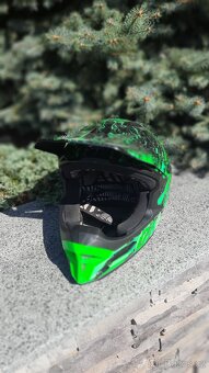 HELMA ONEAL FURY - 5
