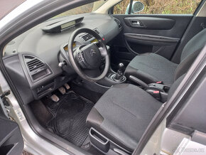 Citroën C4 1.4i 16V - 5