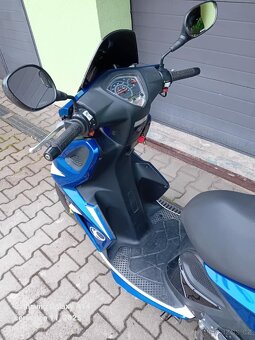 KYMCO Super 8, 125 - 5