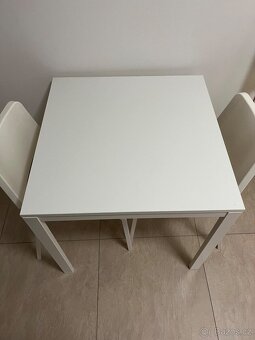 Jídelní stůl, 2 židle - 5