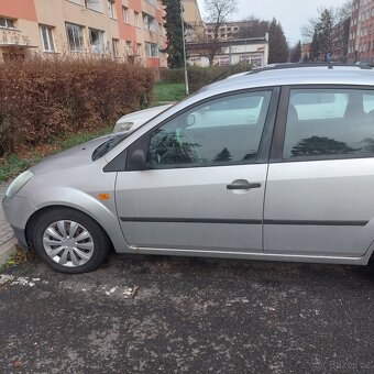 Prodám auto zachovalém stavu - 5