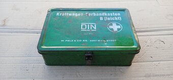 Autolékarnička - 5