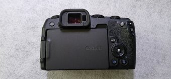 Canon EOS RP a adaptér Canon EF-EOS R - 5