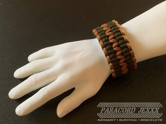 Paracord náramek (19 cm) oliv - brown - 5