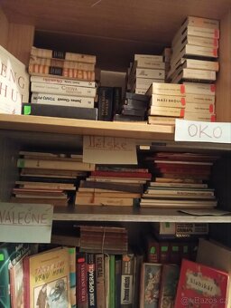 Sbírka knih - 5