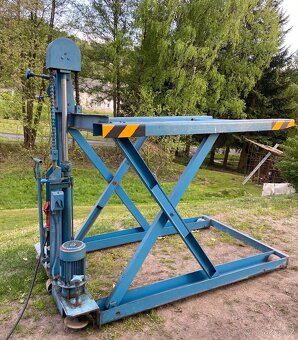Nůžkový hydraulický zvedák - 5