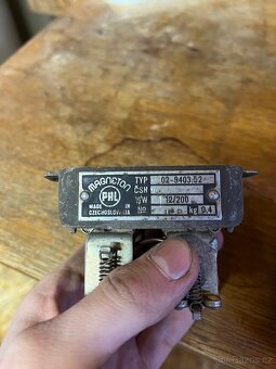 2. Dobíjecí relé na veterány Škoda 12v 200w - 5