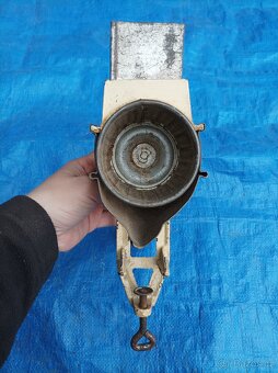 Starý mlýnek na strouhanku Porkert Czechoslovakia - 5