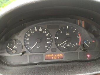 BMW E46 330D - 5