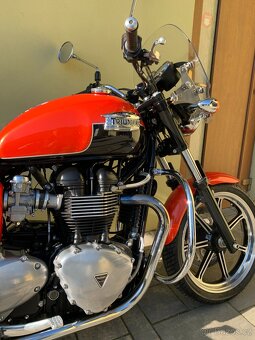 Triumph Bonneville SE - 5