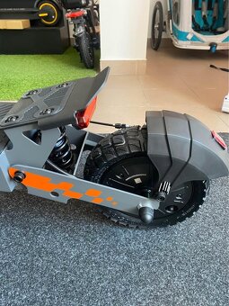 KuKirin G2  – nová, zabalená elektrická koloběžk - 5