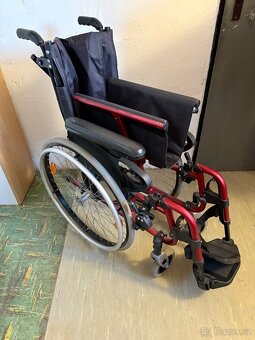 Mechanický invalidní vozík - 5