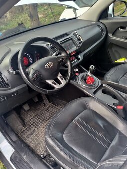 Kia Sportage 1.7 CRDi - 5