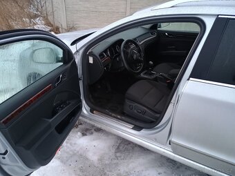 Prodám škoda Superb 2.0 TDI - 5