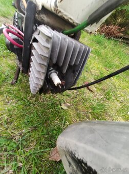 Gilera EC 1 Mini Moped - 5