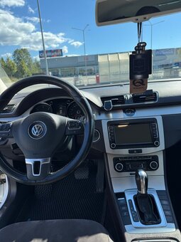 vw passat b7 2.0tdi 103kw DSG kůže - 5
