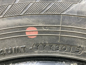 2ks pneu Yokohama W.drive V905 107T 245/70 r16 vzorek 3mm - 5