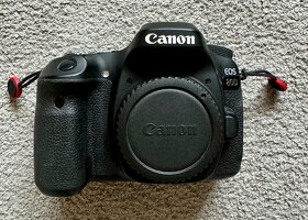 Canon EOS 80D + 3 baterie + SD Karta - 5