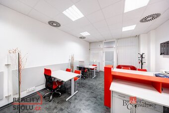 Prodej, komerční/obchodní prostory, 47 m2, Sluneční náměstí - 5