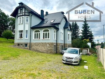 Vícegenerační vila (260 m2) po rekonstrukci se zahradním dom - 5
