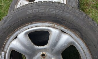 R16 5x100 otv.56,1mm ET48; 205/55 R16 Zimní Nokian - 5