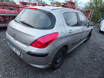 Peugeot 308 1.6i(benzin) 88 kW rv 2009 - 5