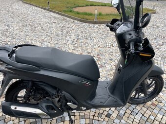 Honda SH 125 ccm ABS rok 2015 - 5