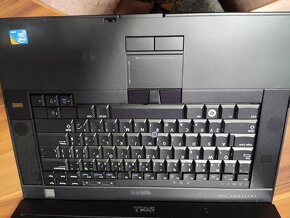 Dell Latitude E6500 15,4"+ LED T9600 , 2 - jádro (2 x 2,8Ghz - 5