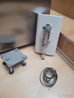 Prodám venkovní LTE/5G anténu O2 + držák a kabel (bez PoE) - 5