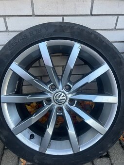 Alu kola originál Volkswagen Passat B8 5x112 R18 Monterey - 5
