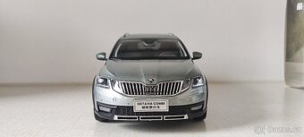 Škoda Octavia Scout III 1:18 - 5