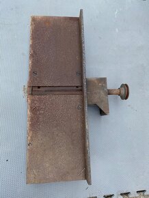 Hoblovací  válec s kovovými deskami - 5