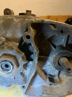 Polomotor Jawa Pionyr 550/555 - 5