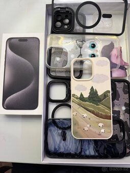 iPhone 15 Pro Max 256GB Black Titanium, 100% baterie - 5