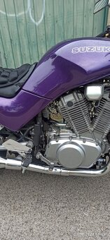 Suzuki VX800 - 5