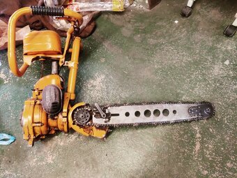 Stará motorová pila - 5