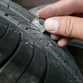 MICHELIN LATITUDE TOUR HP 215 65 R16 - 5