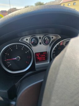 Ford C max 1,6, benzín, manuál, r.v. 2008 - 5