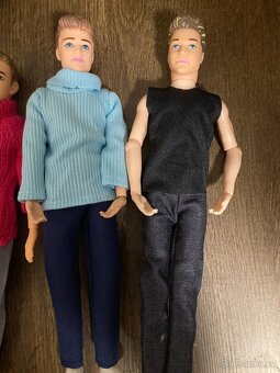 ken a oblečky, panenka barbie černoška - 5