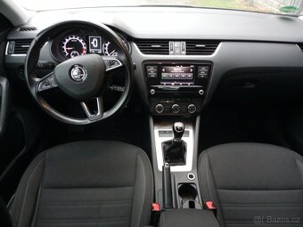 ŠKODA Octavia 1,6 kombi - 5
